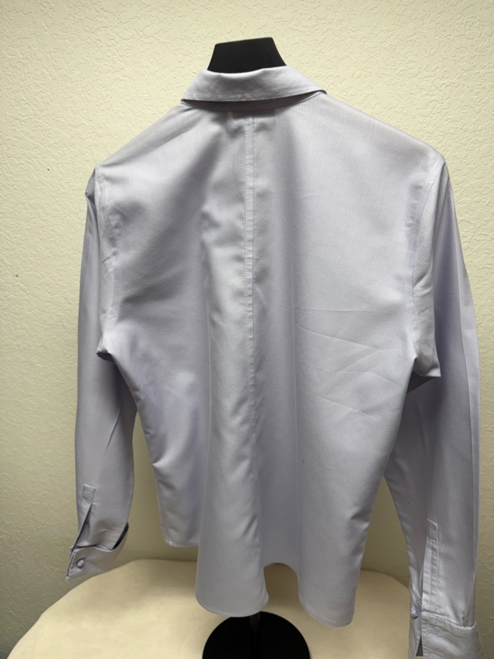 Liz Claiborne Light Blue Women’s Dress Shirt - Picture 4 of 6